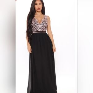 Soieblue Elegant Black and White Lace Evening Gown